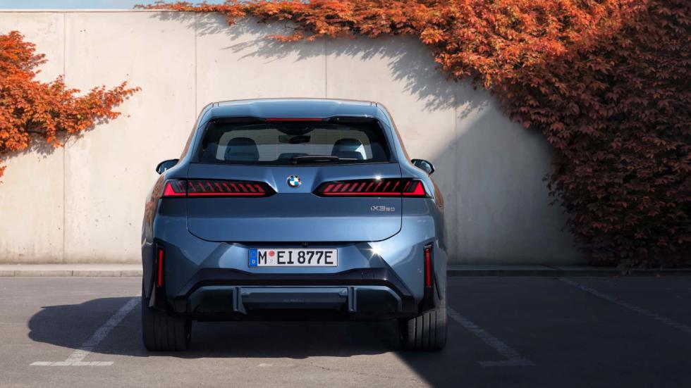H νέα BMW iX3 βάζει τους Βαυαρούς σε νέα εποχή